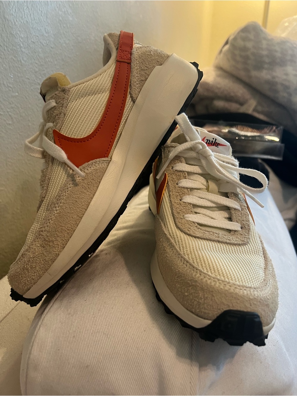 Women’s Nike Waffle Debut Sneakers - Picture 8 of 12